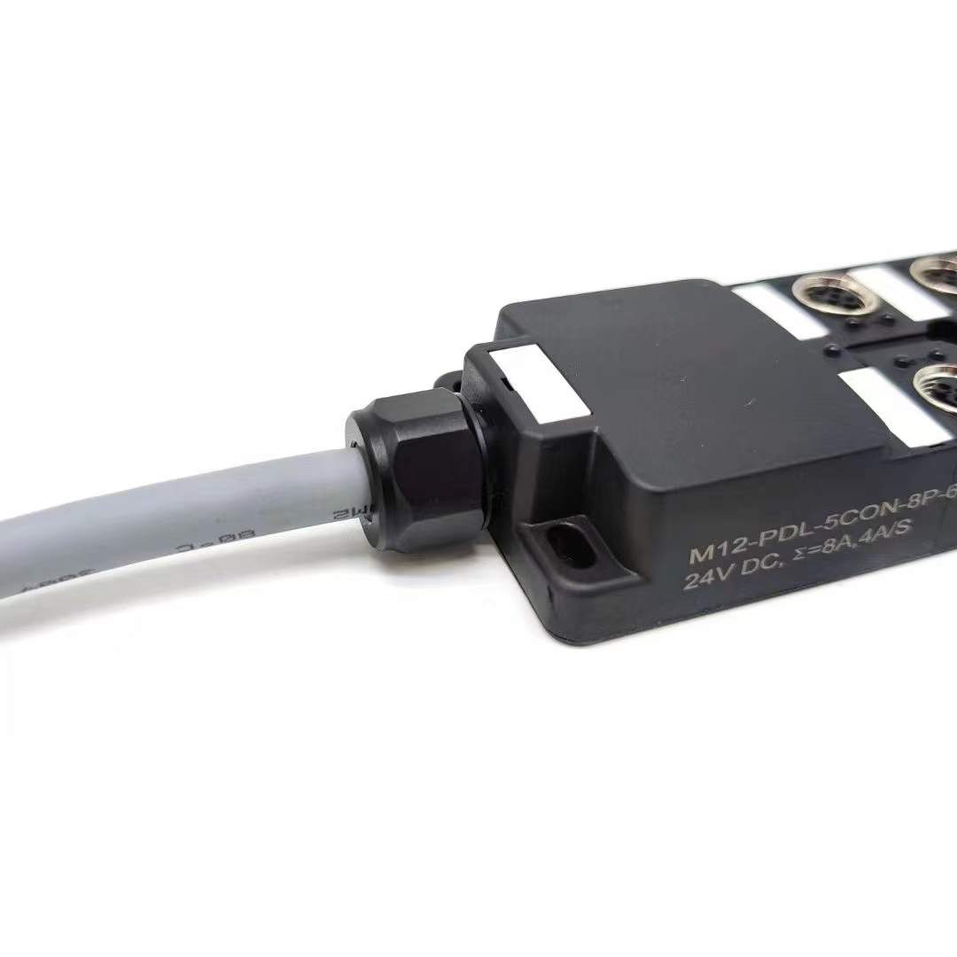 M12 Juntion box -8 ports- 5 pin
